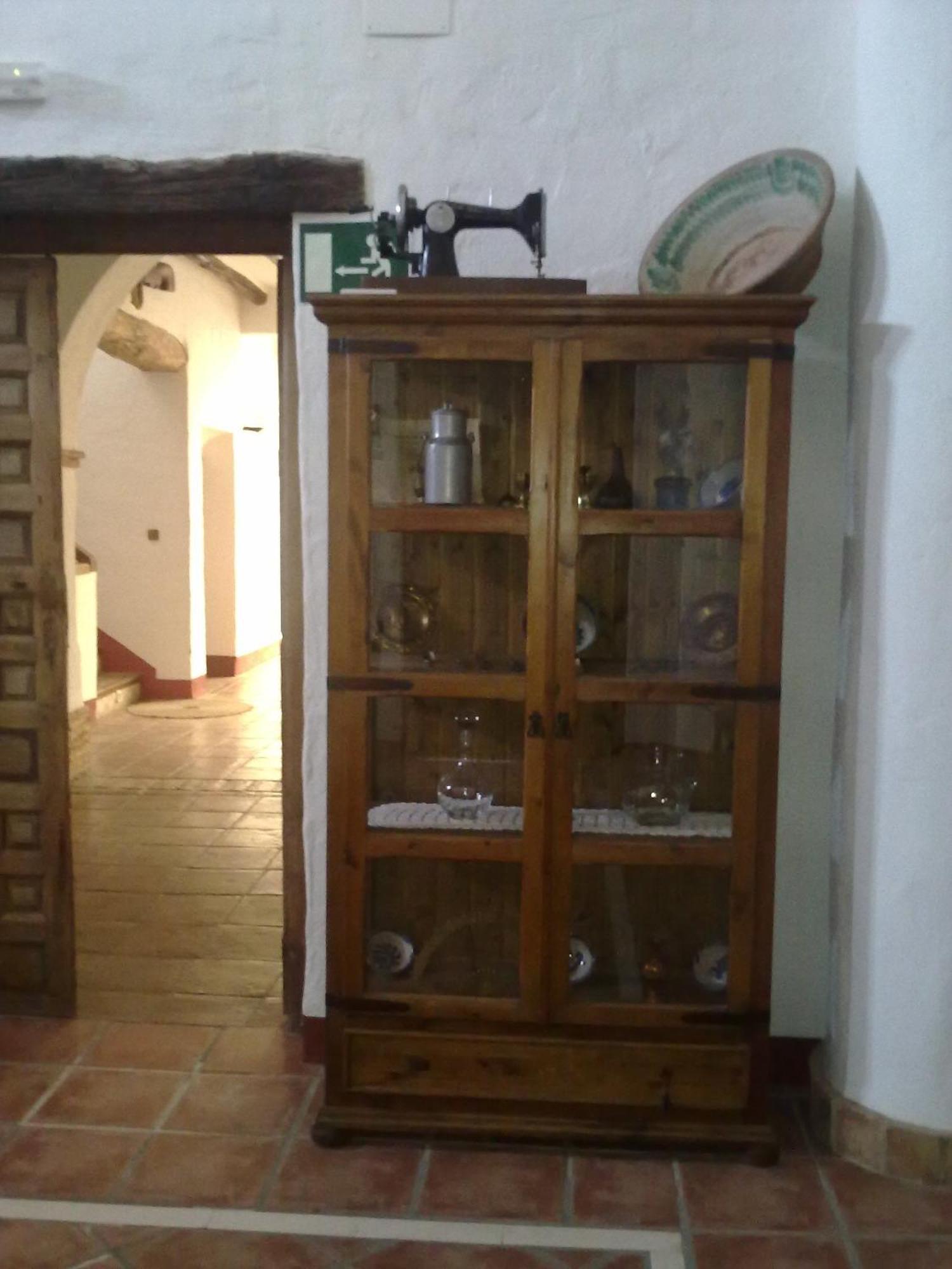 Posada De Jose Mª El Tempranillo Alameda Exterior photo