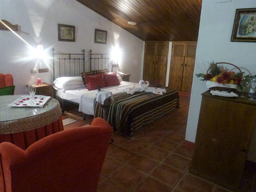 Posada De Jose Mª El Tempranillo Alameda Exterior photo